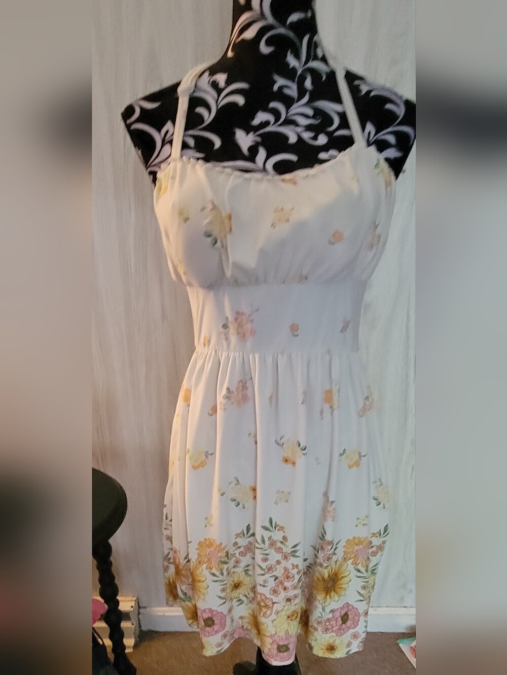 Size M 7-9 Ivory Pink Yellow Floral Lace Racerback Mini Sun Dress with Padding